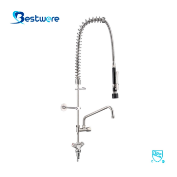 Pull-out Faucet With Switchable Water Outlet