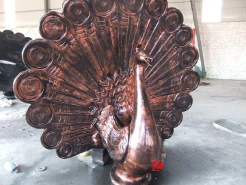 the tail metal garden peacock statue