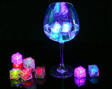 Best LED Glow Ice Cube Fast Slow Flashing LED Lights Glitter Light Up Ice Cube LED Ice Cubes For Party Bar Christmas