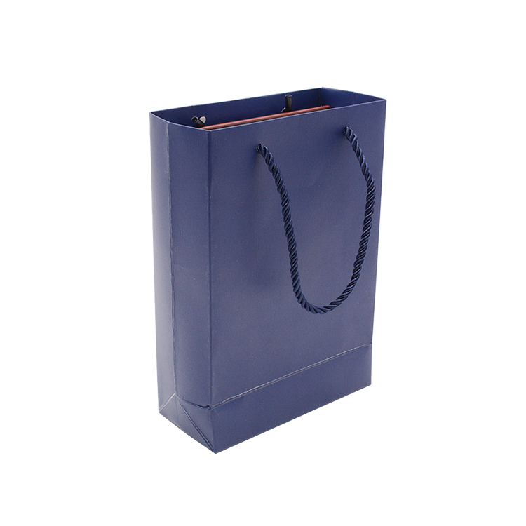 Luxury Rope Handle OEM Decorative Personalised gift packaging Paper Bags with Your Own Logo