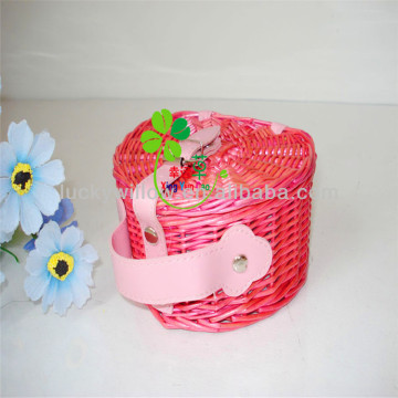 the new wicker cosmetic basket