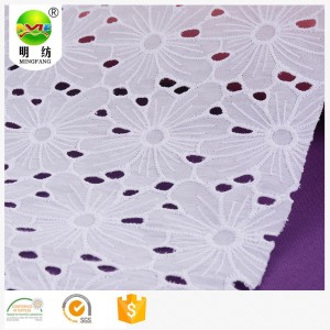 2020 New 100% cotton eyelet embroidery fabric