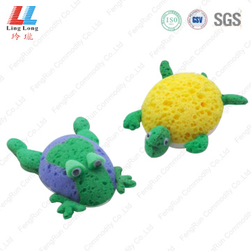Frog 3D style bath sponge