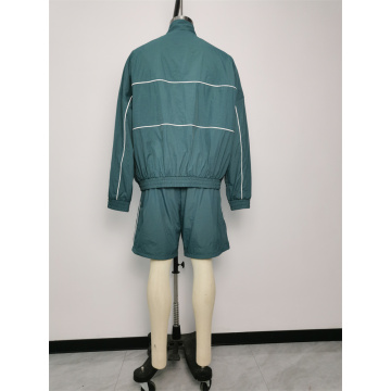 Sportswear chaqueta de manga larga con traje de recreación de pantalones cortos