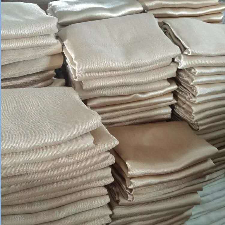 China Made 100% Fiberglass welding fire blanket