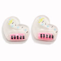 Fornitura di colori assortiti Resina Cuore adorabile Note di pianoforte Ciondoli posteriori piatti Cabochons artigianali fai-da-te per bambini Accessorio per album