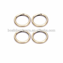 Wholesale Good Quality Metal Light Gold Color Spring Round Ring