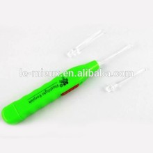 Accept Logo Print Green Earpick Light