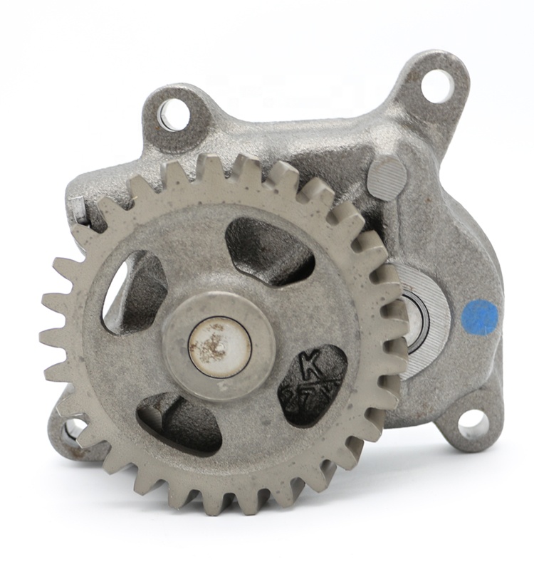 Komatsu oil pump 6710-51-1001 for NTA-855-1A