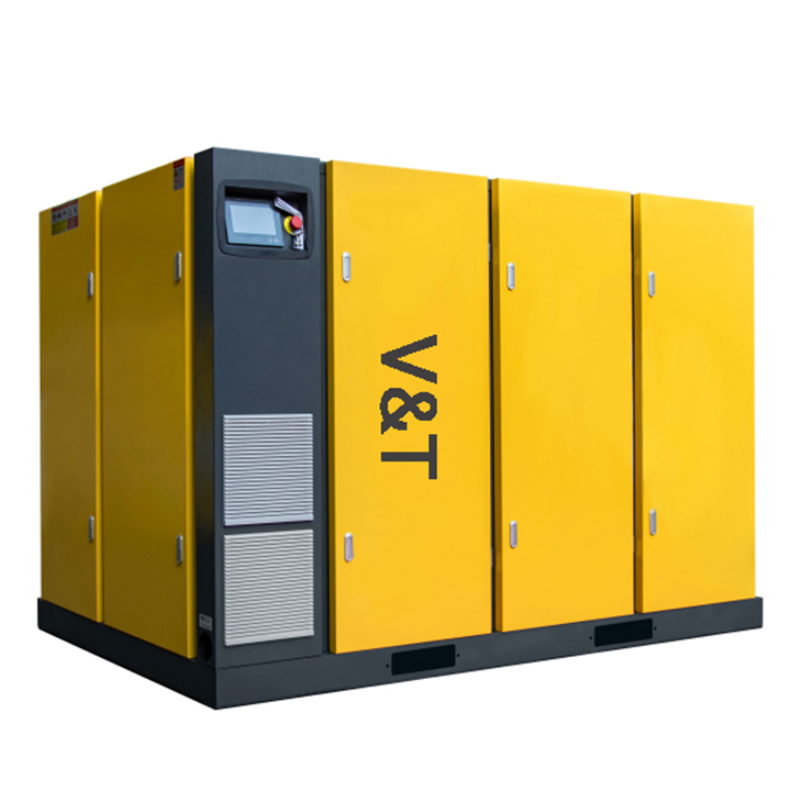 Compressore a vite a due stadi Two stage screw compressor
