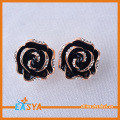 Mode zwarte glazuur Rose bloem Clip op Earring