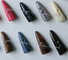 Polyester Button ; imitation horn button