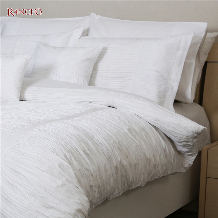 new design duvet cover and pillow case embroidery king size queen size duvet cover bedding set luxury