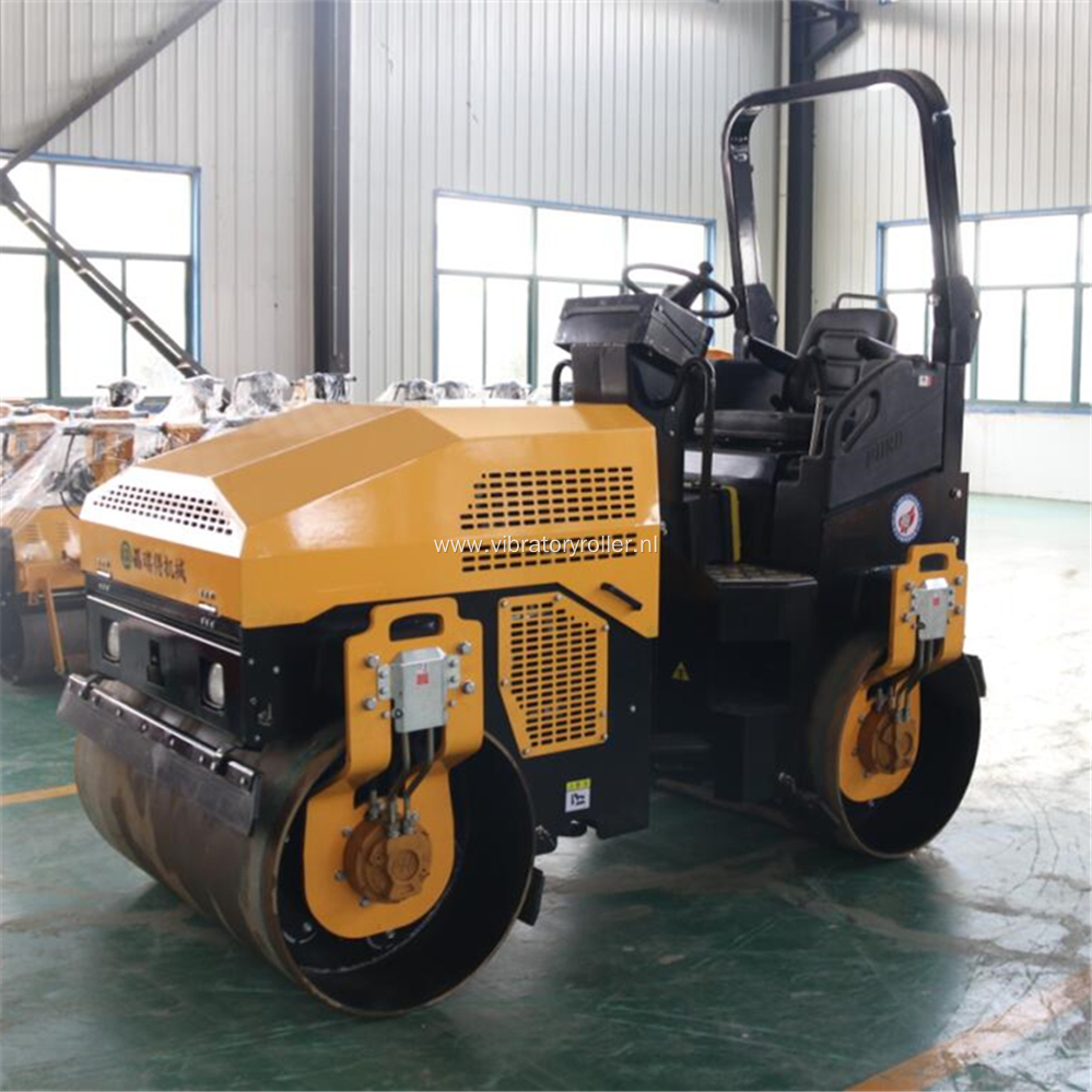 3 Ton Articulated Double Drum Vibratory Roller