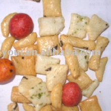 Rice crackers &amp; Coated peanuts mixed