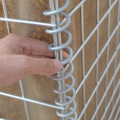 Le barriere difensive dell&#39;HESCO utilizzano pareti protettive militari