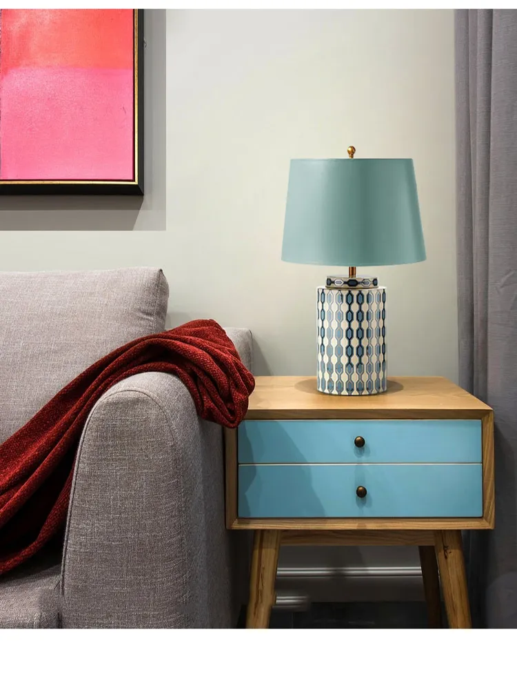 Elegant E27 LED Table Lamp with Chinese Ceramic Design