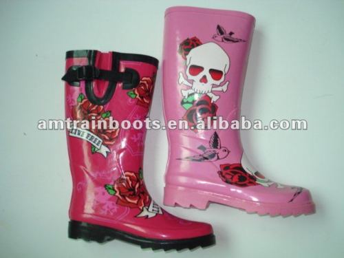 women red rubber boots