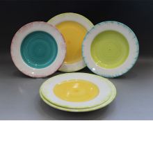 Wholesale Ceramic Christmas Design Hand Painted Dinnerware