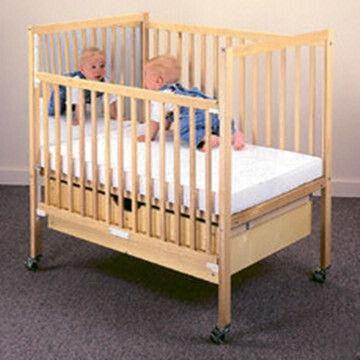Convertible wooden baby cribs