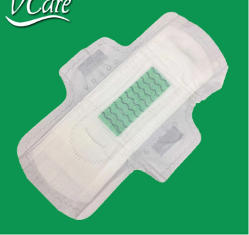 Super absorbent sanitary towels