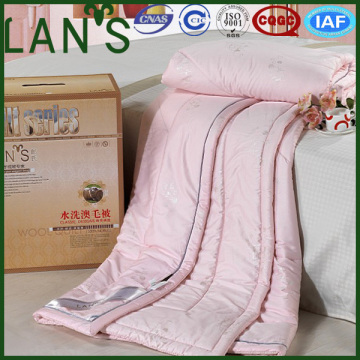 China Manufacturing Home Textile Australian Woolen Comforter