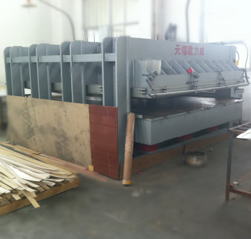 Timber Moulding and Wool Felt Press Machine Hot Press Usage in Manufacturing Industries