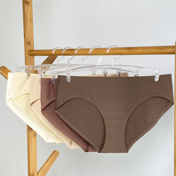 Petite usine de MOQ directement chair chair sous-vêtements pour femmes