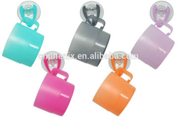 Cup with suction hook set