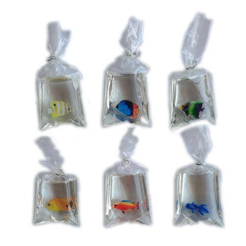 Kawaii Resin Gold Fish in Bag Charms Simulazione Sea Animal Goldfish Decorazione della casa fai da te Collana Accessori per la creazione di gioielli