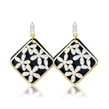Lively bright flower drop earring square-shaped drop earringb
