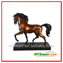 home decor horse carving