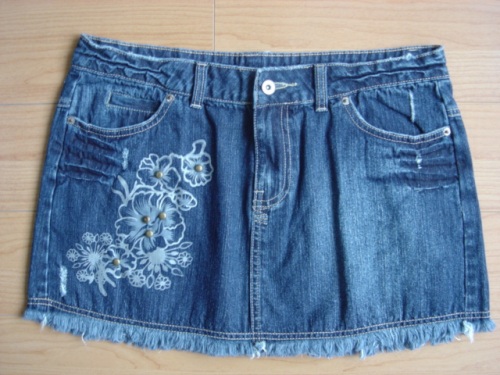 denim skirt