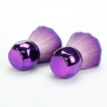 kabuki Brush with Charming Purple