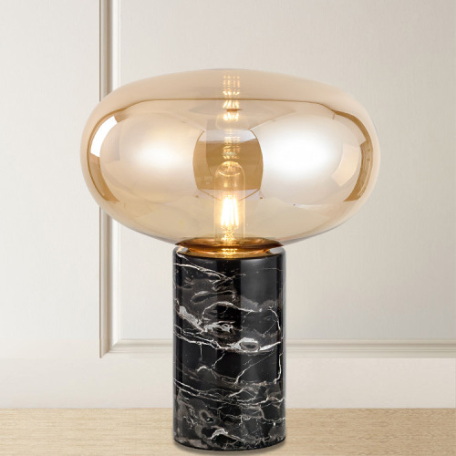 LEDER Thin Metal Table Lamp