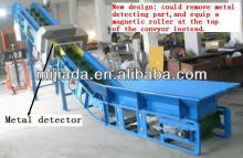 Inclined PUR Belt Magnetic Rollor Conveyor