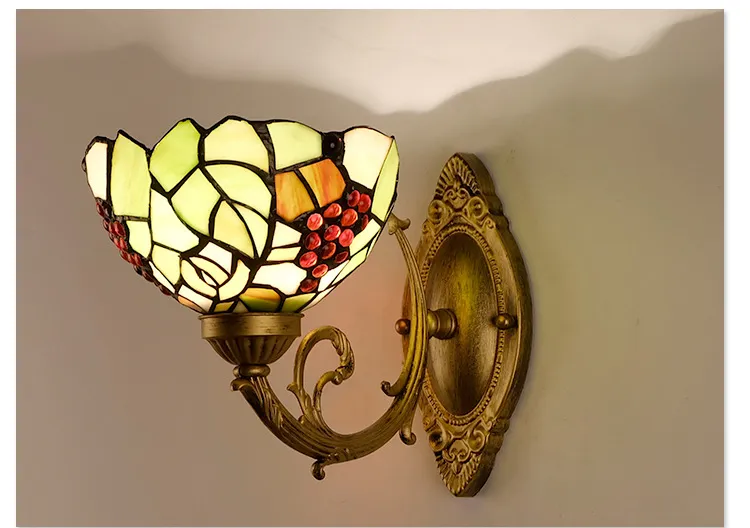 Elegant Sunflower Inspired Glass Wall Lamp for Cozy Spaces