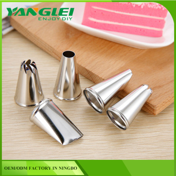 24PCS Icing Piping Nozzles Tip Pastry Cake Cupcake Sugar Craft Decor Baking Tool Set