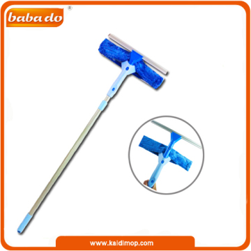 Cleaning car window squeegee