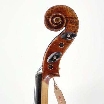 Κορυφαίος χορηγός με αντίκες στιλ φοιτητικό βιολί