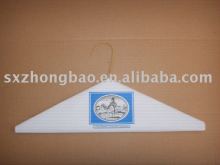 yellow powder coated caped hanger 16"13G metal hanger