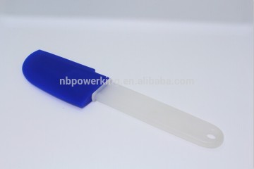 Silicone baking spatula