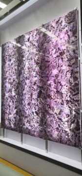 Translucent  amethyst  stone  slab
