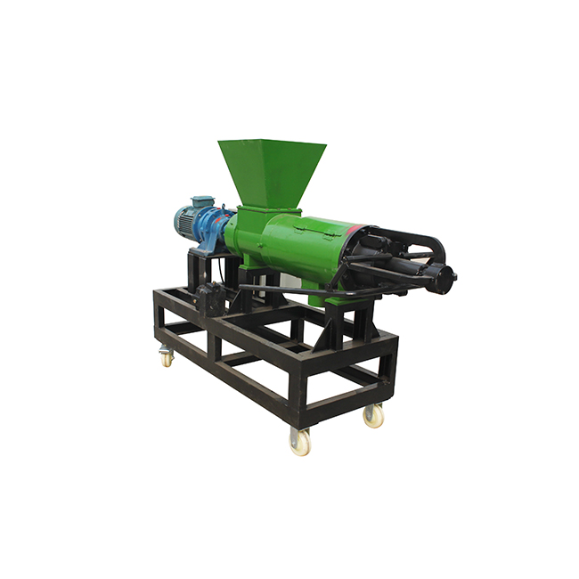 Low consumption solid-liquid separator for animal Manure