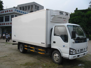 ISUZU 3Ton refrigerator car