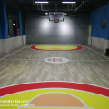 piso de baloncesto de la superficie de madera de arce