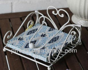 Kitchen napkin rack