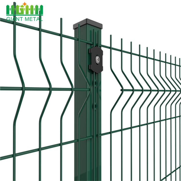 Green pvc coated welded wire mesh fence netting