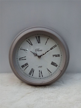 Round Roman Number Wooden Clock