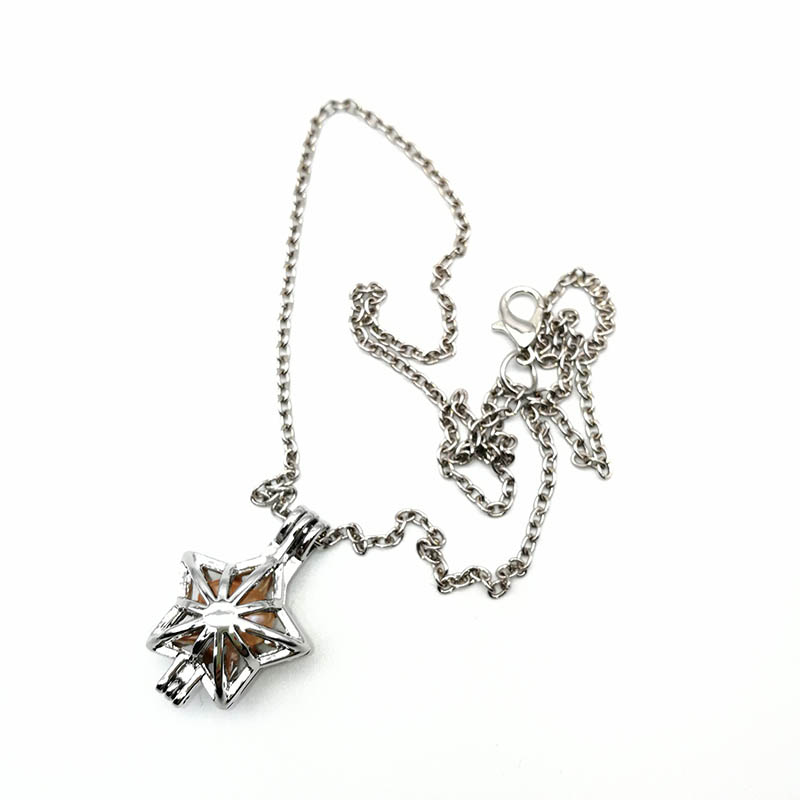 Star Pendant Necklace